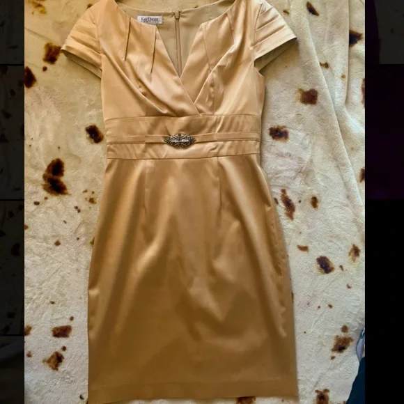 slim fit dress slacks Kay unger Theodora Gown